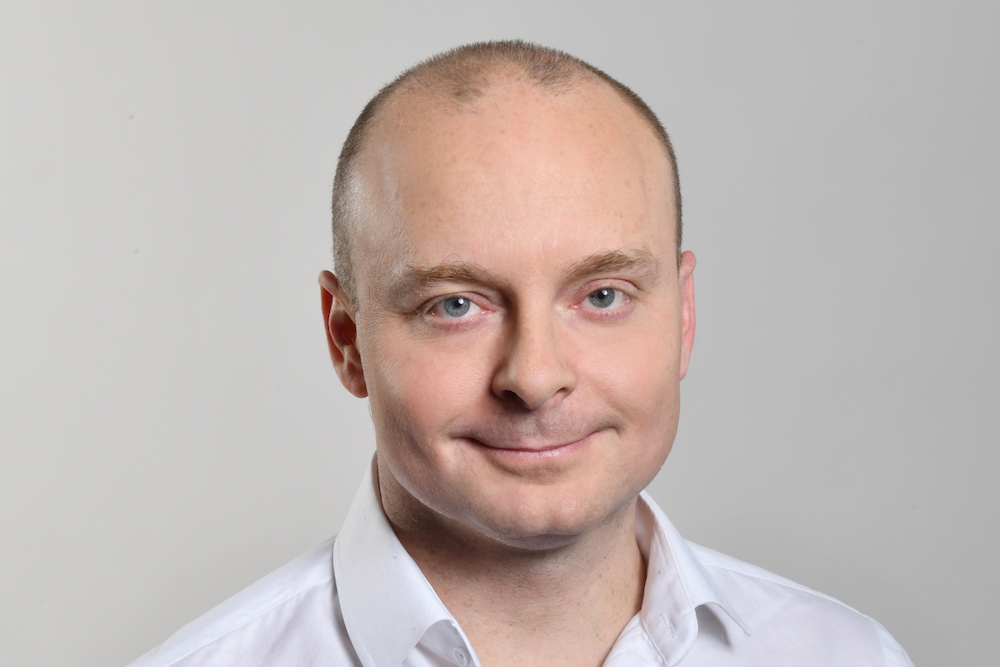 Drahá data vrchem kopce jsou